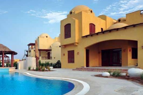 4 BR Villa with Lagoon view in Sabina